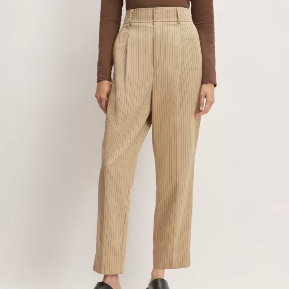 Everlane The Draper Tapered Pant in Buttersmooth Cornstalk & Black Stripe - Size